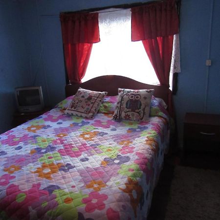 Hostal Y Cabanas Peumayen Puerto Guadal Kültér fotó